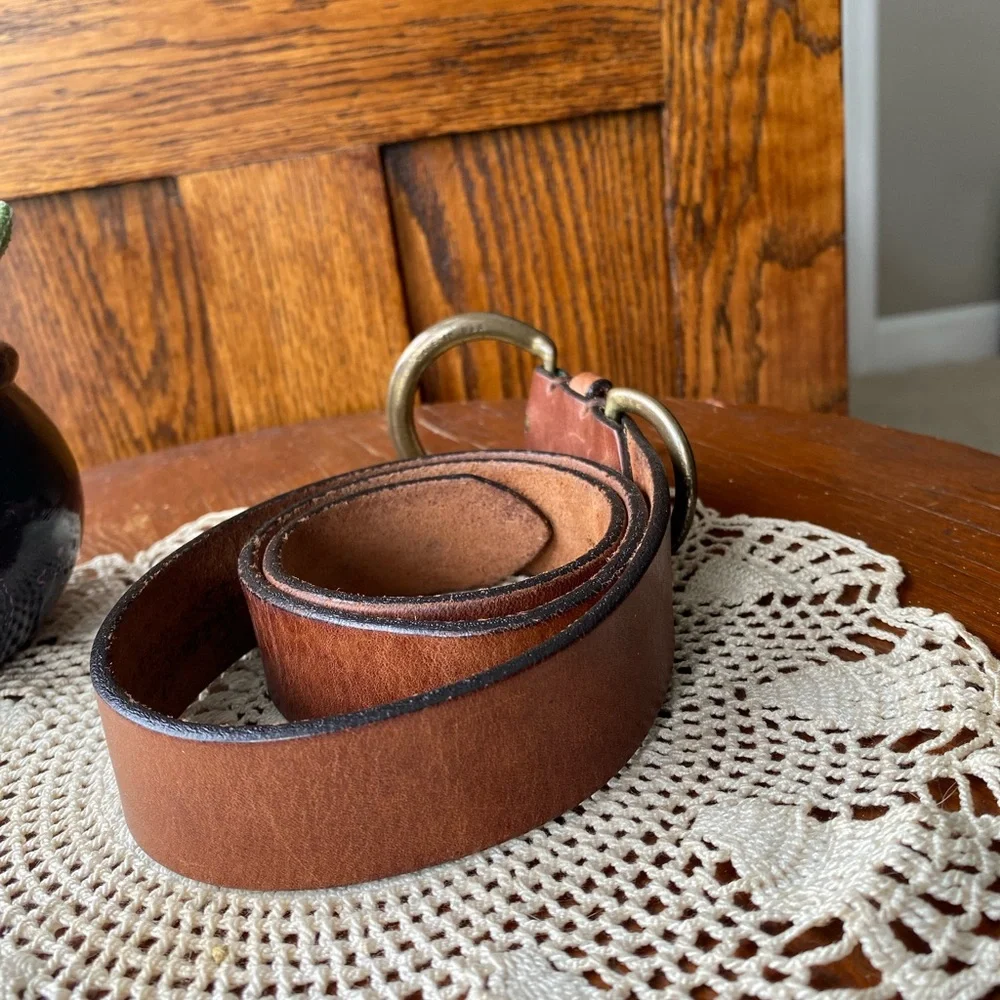 100% Leather Belt Brown with Pewter Buckle 35” inches EUC.